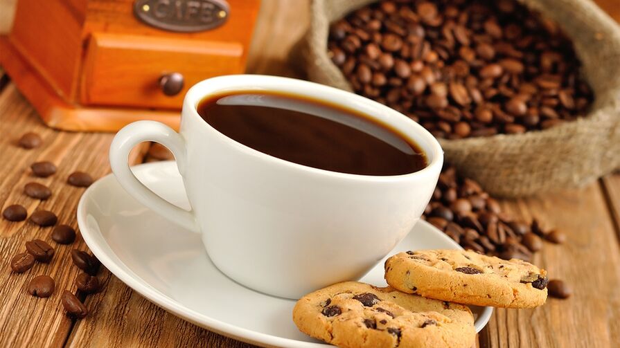 natural coffee with cookies for the Japanese diet